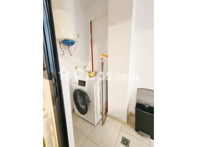 Utility Room - T2 Apartment with Balcony in Las Palmas Centre