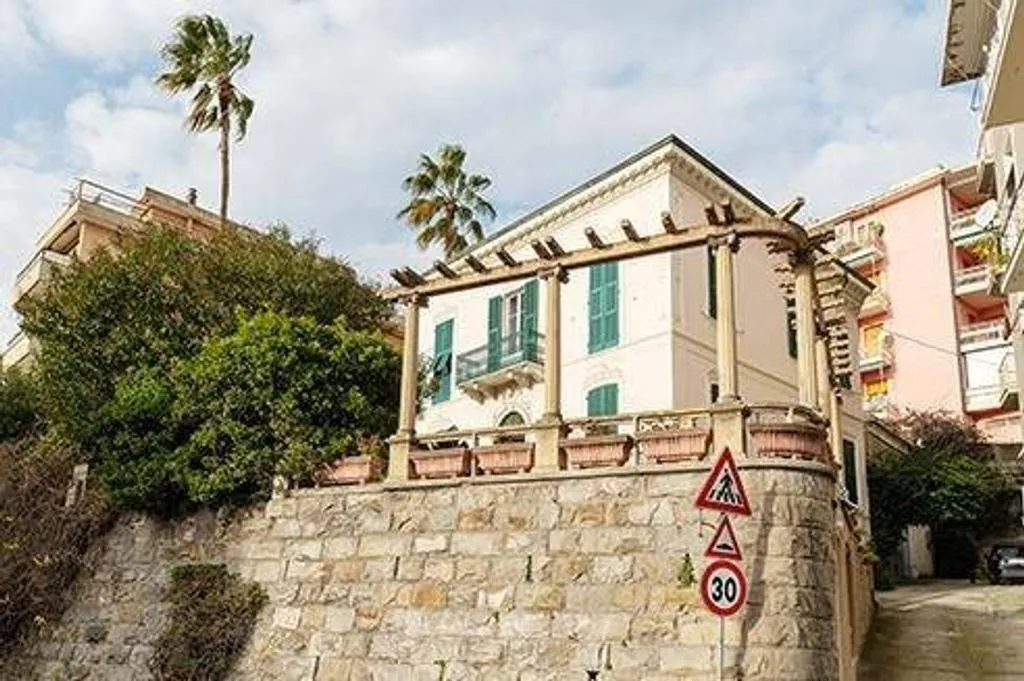 Extérieur - 19th-Century Villa with Sea View in Imperia
