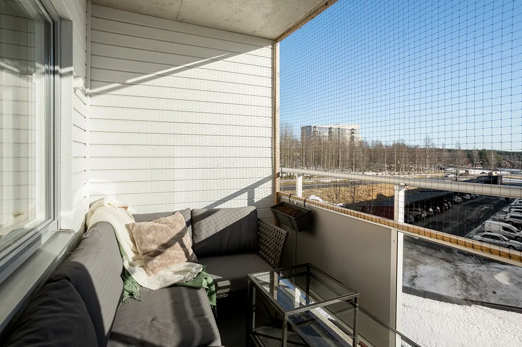 Balcony - Modern Apartment with Balcony in Gimonäs