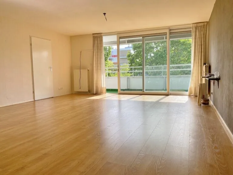 Séjour - 3-Bedroom Apartment with Balcony in Leiden