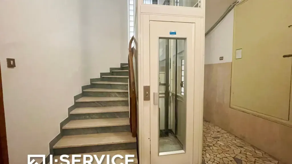 Toad - Rustic-Style Apartment with Balcony in Rimini