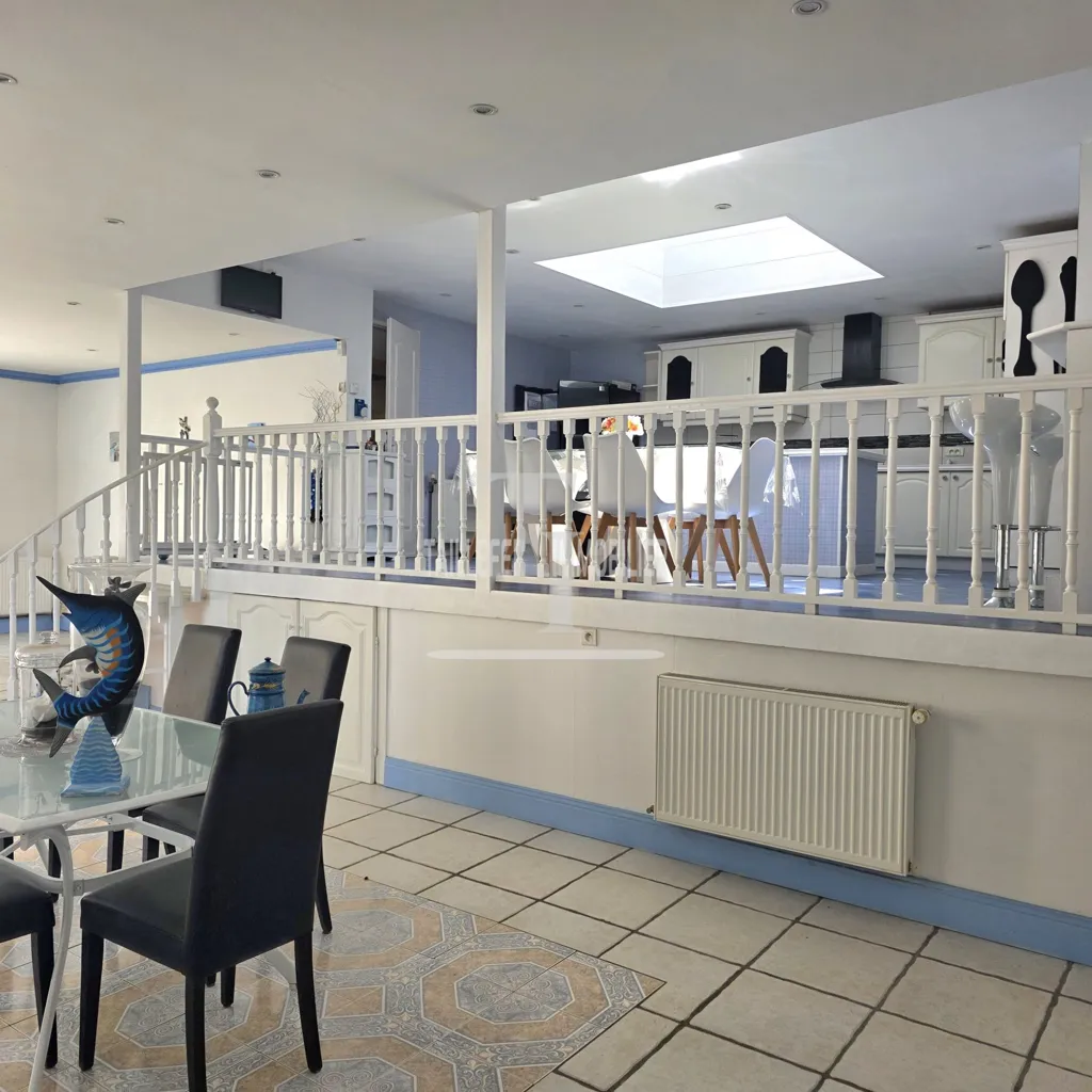 Salle à manger - Maison Loft Rénovée avec Terrasse à Boulazac