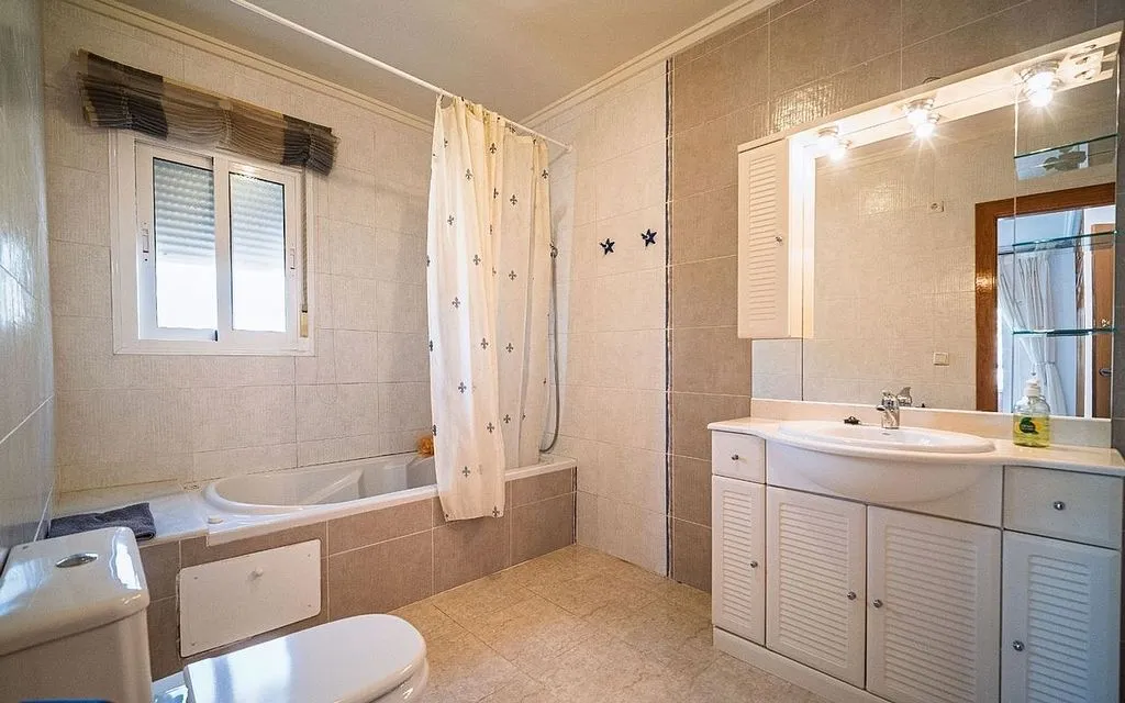 Salles de bain - Chalet with Pool and Terrace in Rojales