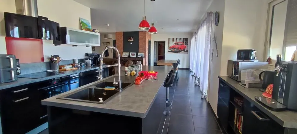 Cucina - Modern House with Pool in Montaigu-de-Quercy
