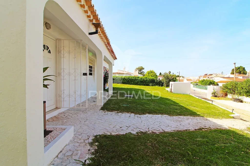 Aed - Detached Villa with Private Pool in Albufeira