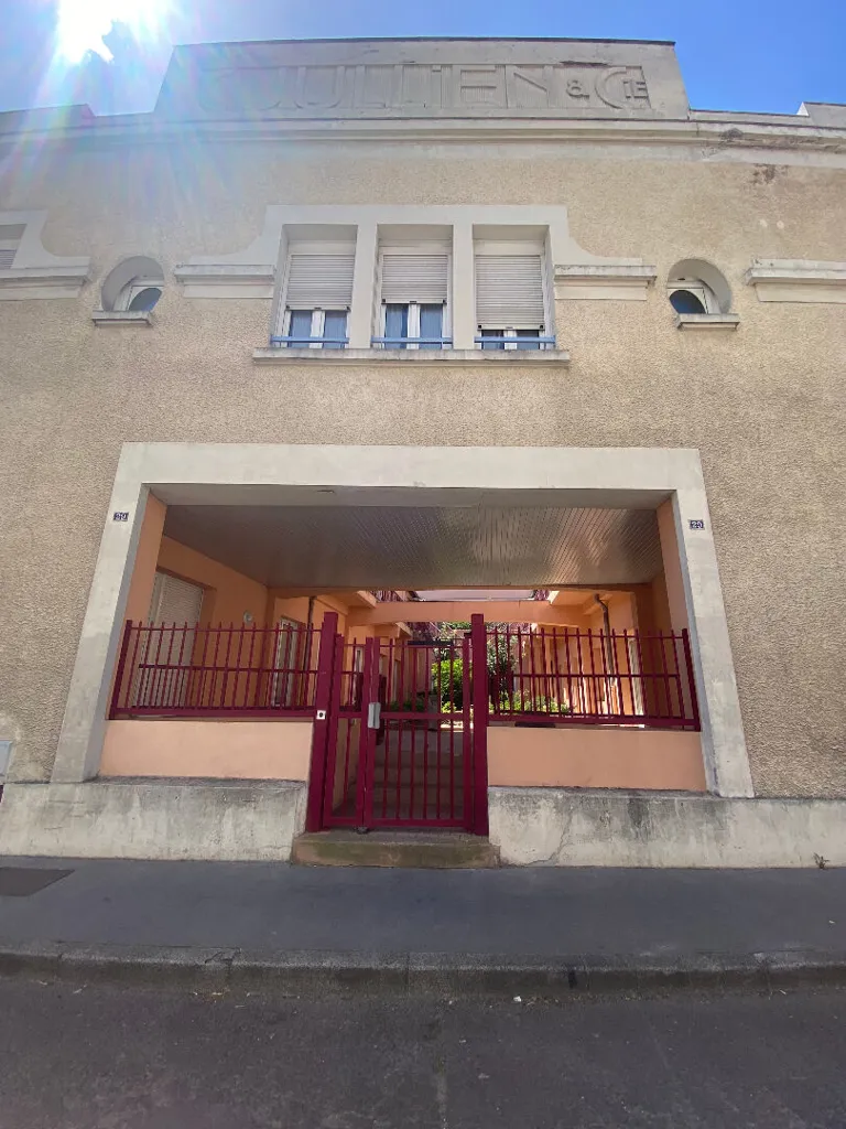Välivaade - Studio with Balcony in Dijon