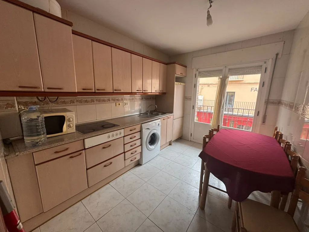 Kitchen - Furnished Duplex in Brea de Aragón