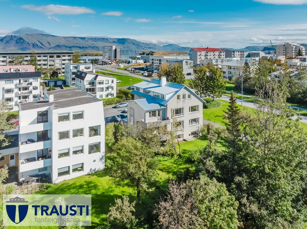 9-toaline korter asukohas Reykjavík
