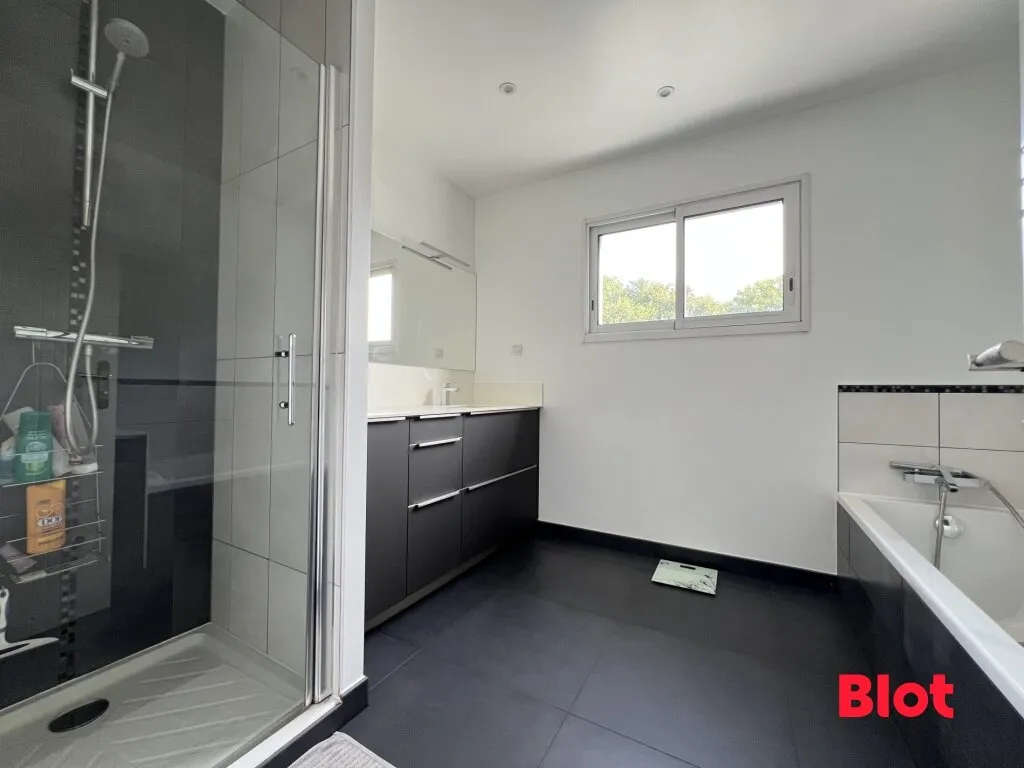 Bagni - Contemporary House with Garden in Janzé