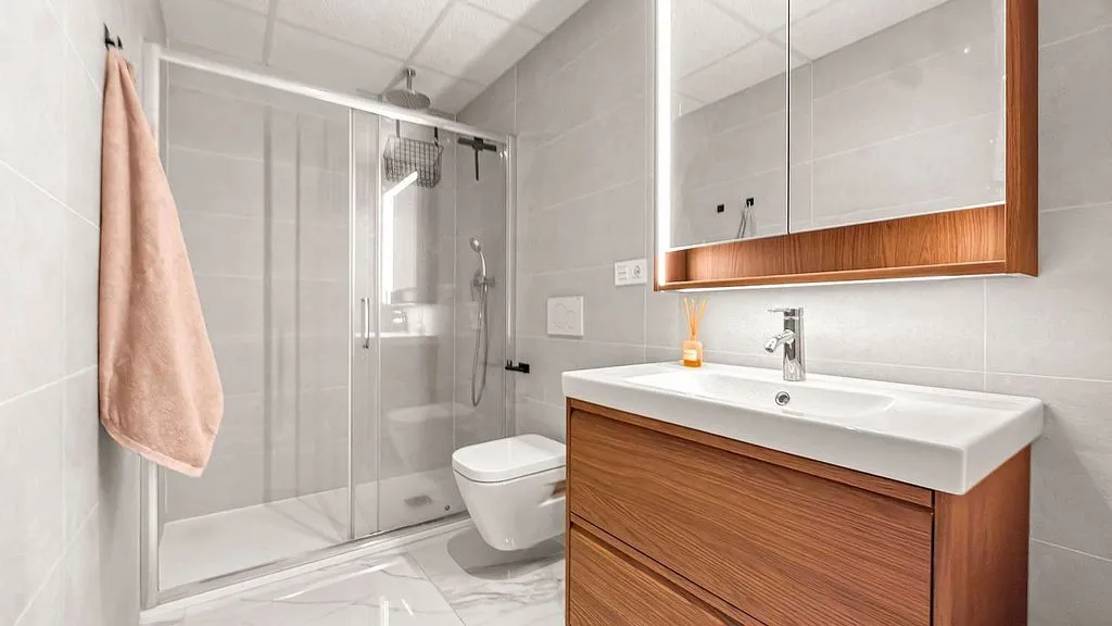 Salles de bain - Apartment with Pool and Terrace in Los Altos