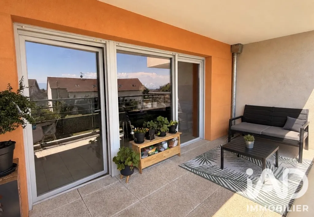 Balcone - Modern Apartment with Balcony in Cessy