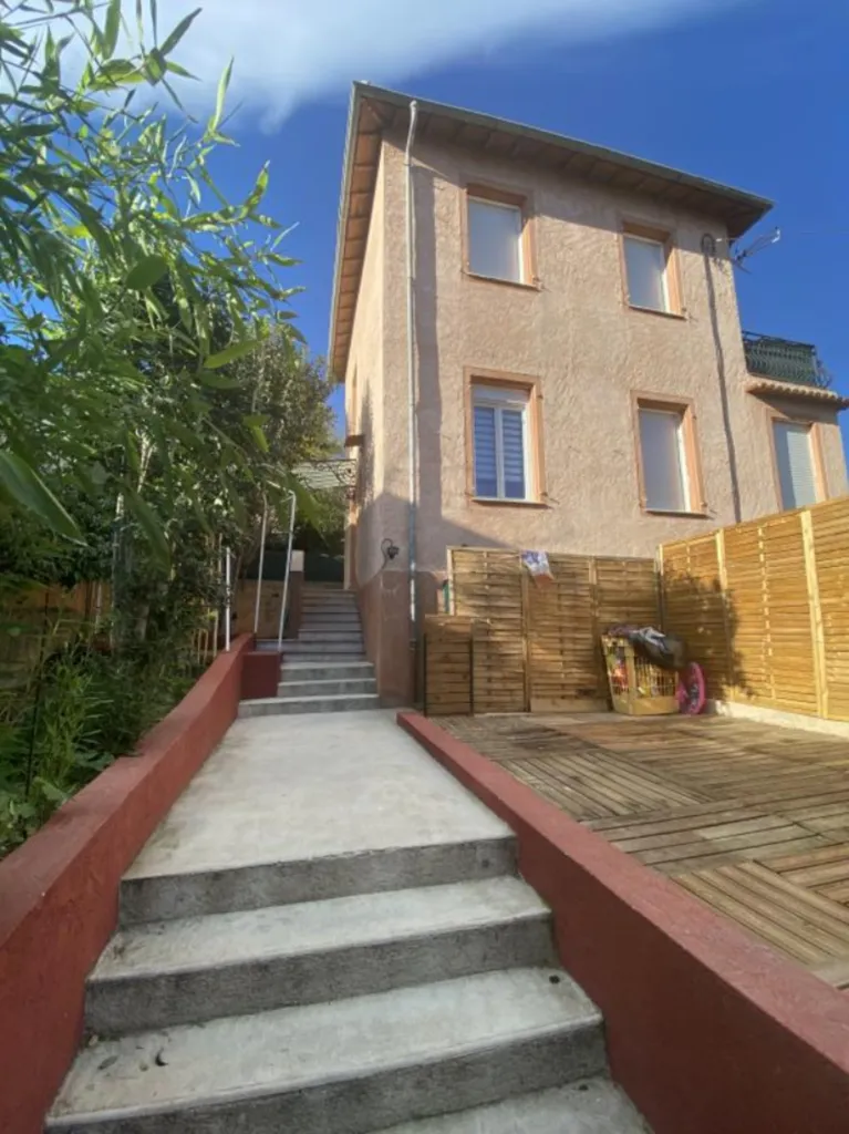 Extérieur - Appartement 3 Pièces avec Jardin à Nice Nord