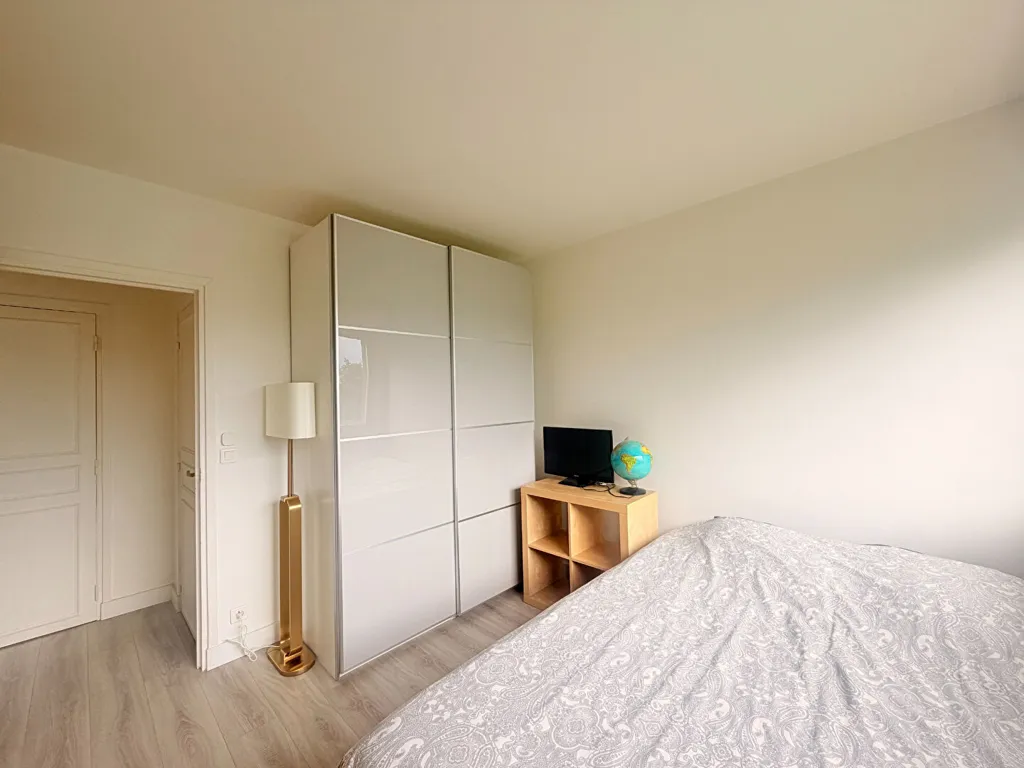 Bedrooms - Meubled Flat with Parking in Saint-Maur-des-Fossés