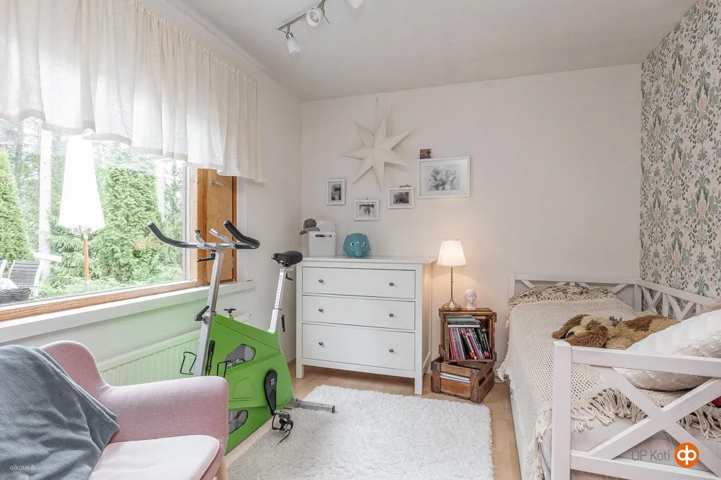 Camere da letto - Architectural House with Garden in Halikko