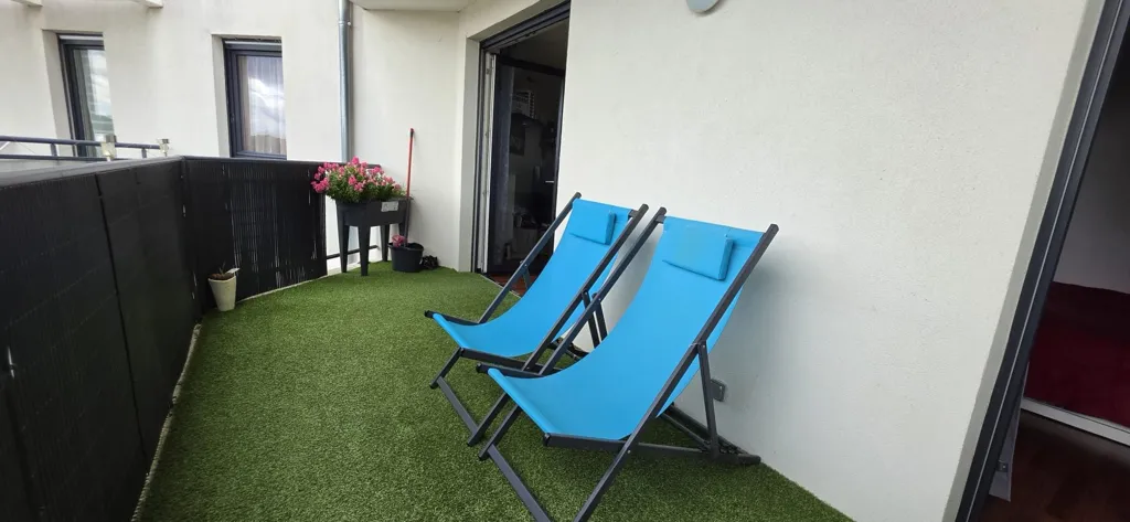 Terrass - Modern Apartment with Terrace in Holtzheim