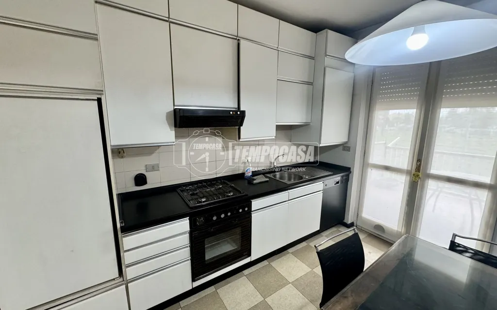 Köök - Spacious Apartment with Balcony in Savigliano