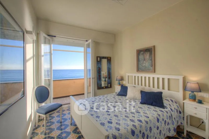 Magamistoad - Seafront Apartment with Balcony in Finale Ligure
