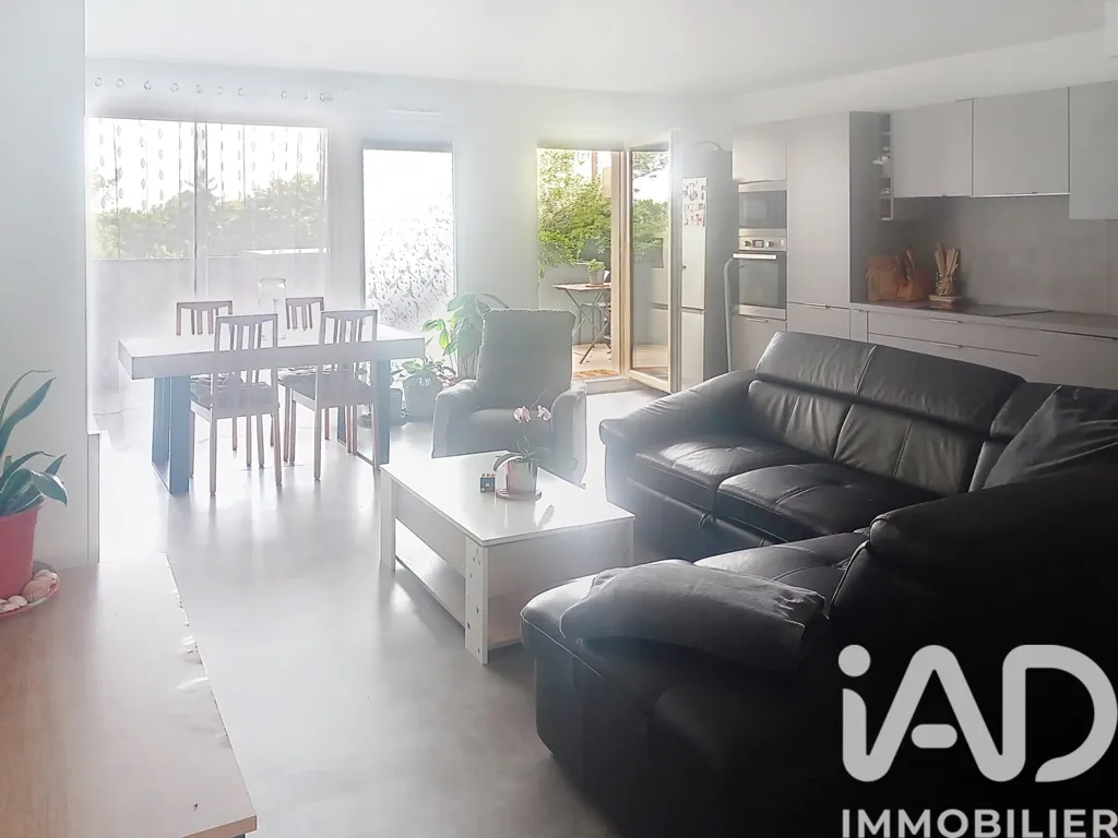 Séjour - Appartement T5 avec Balcon à Bagneux