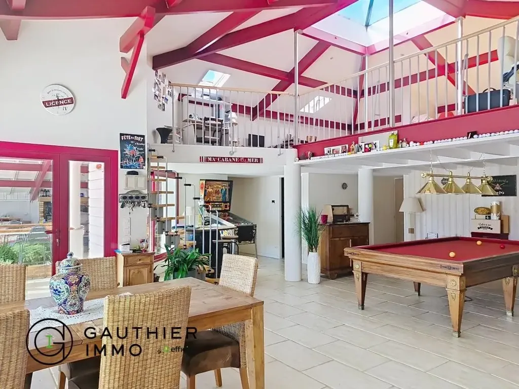 Séjour - Villa avec Piscine et Jardin à Gujan-Mestras