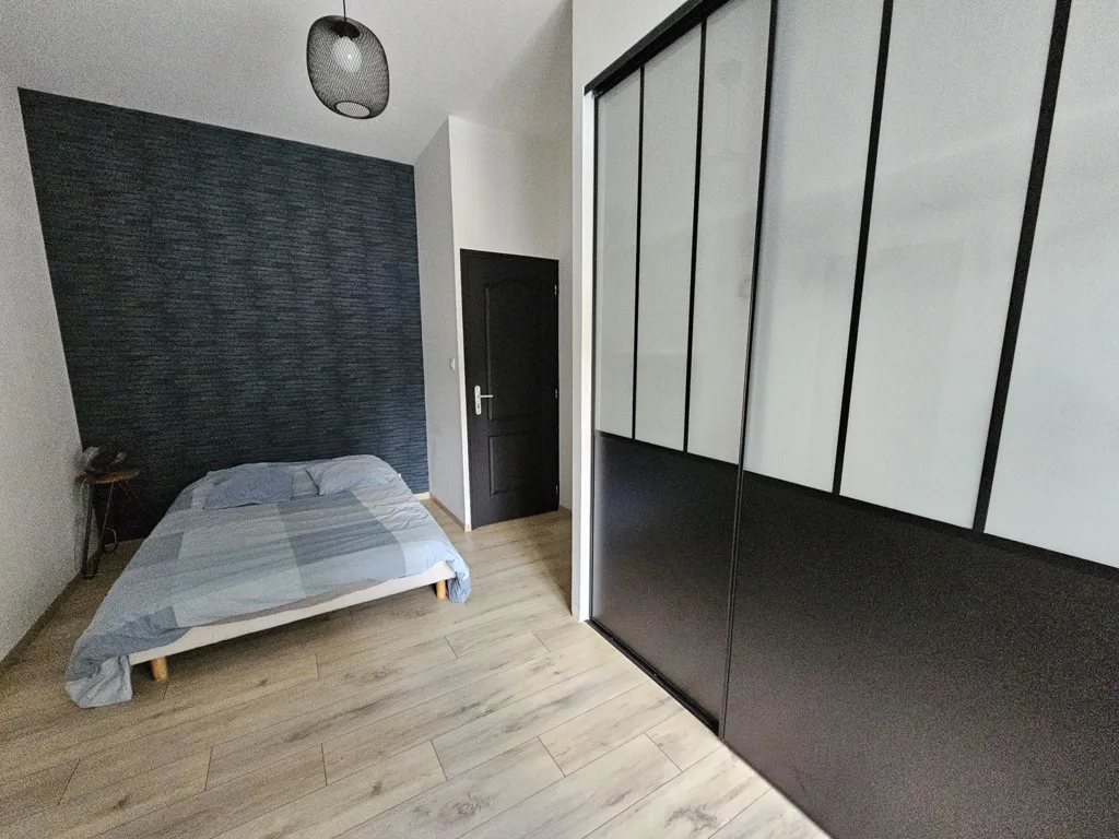 Bedrooms - Renovated Ground Floor Apartment in Saint-Quentin