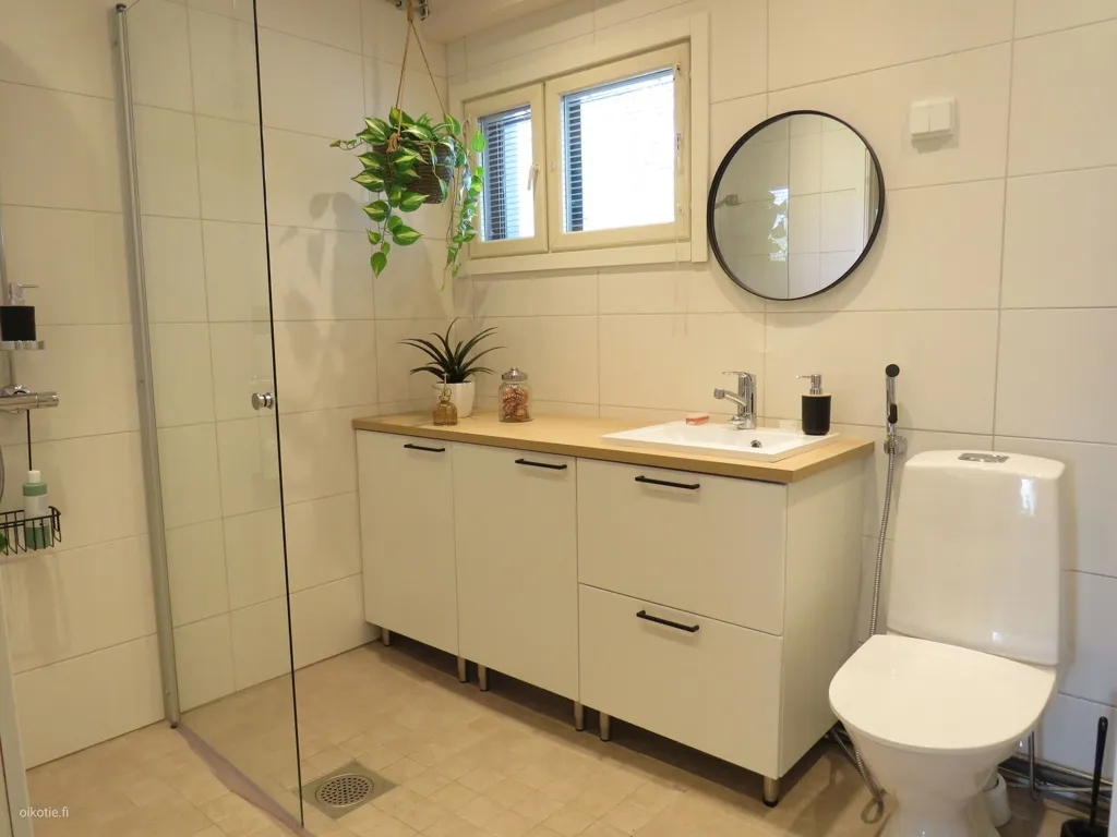 Vannitoad - Well-Maintained Terraced House with Sauna in Helsinki