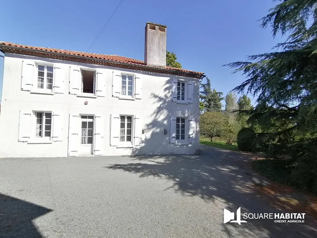 Extérieur - Maison de Caractère avec Jardin à Cholet