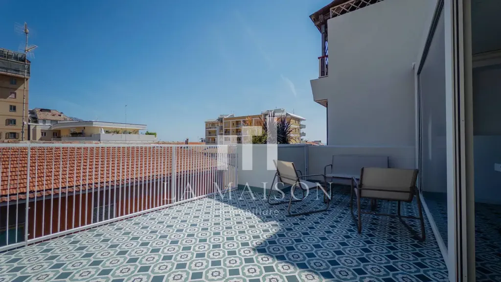 Terrasse - Rusticated Apartment with Rooftop in Termoli