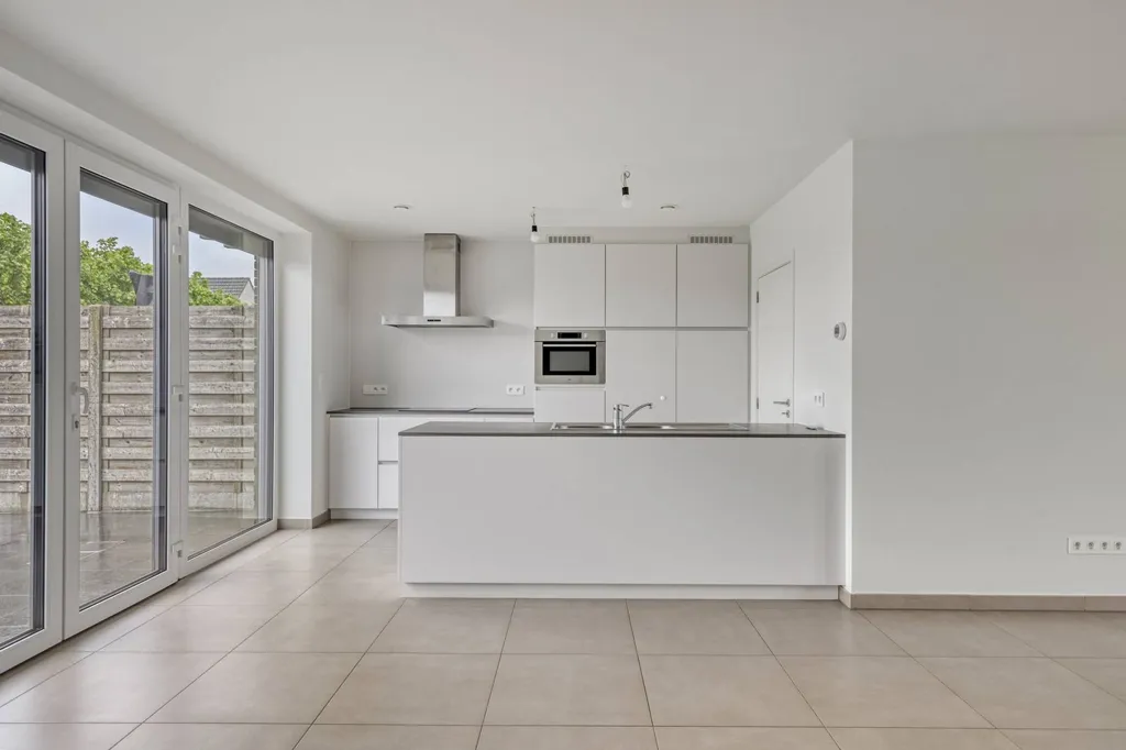 Köök - Bright Family Home with Terrace in Rumbeke