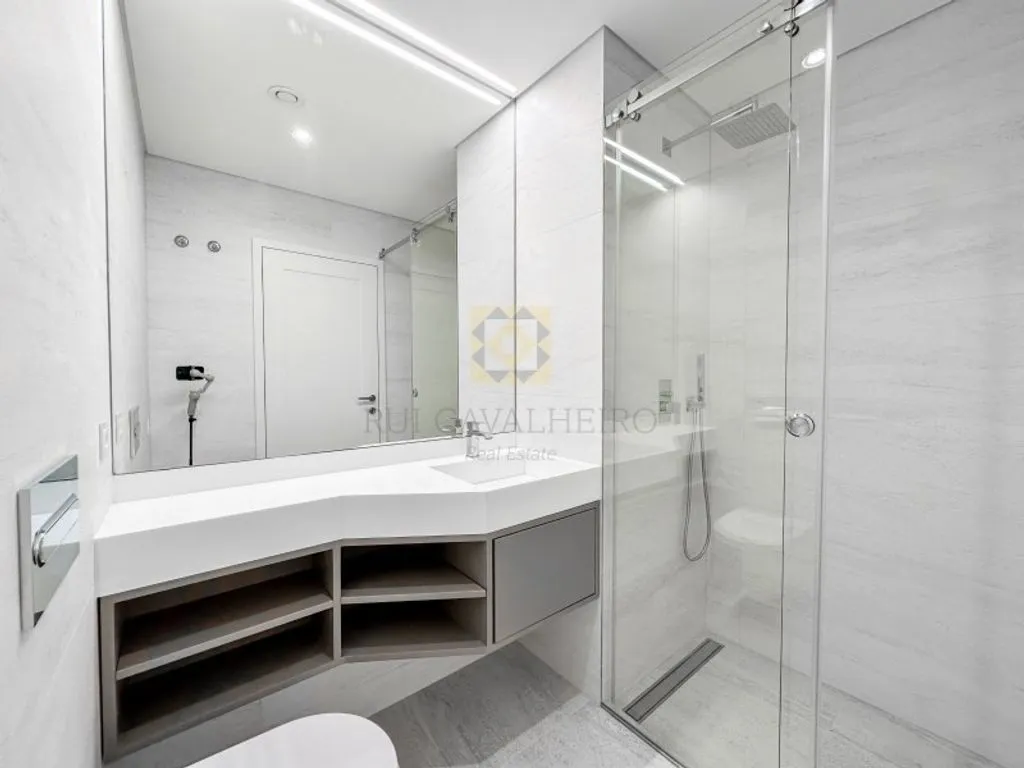 Vannitoad - Luxury Penthouse with Sea View in Matosinhos
