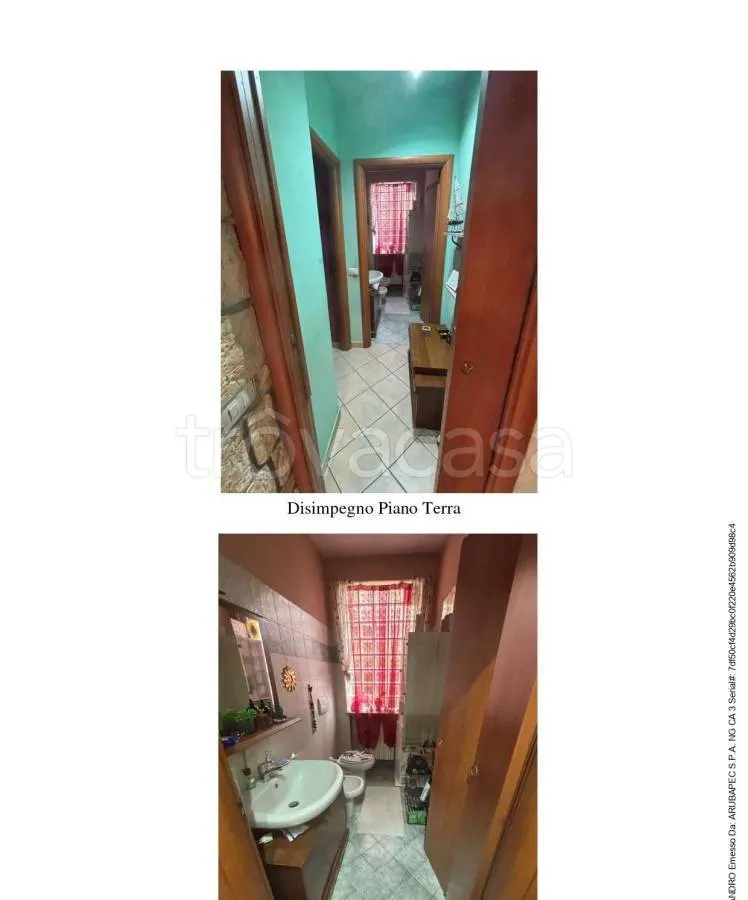 Bathrooms - Three-Storey Villa with Garden in Divignano