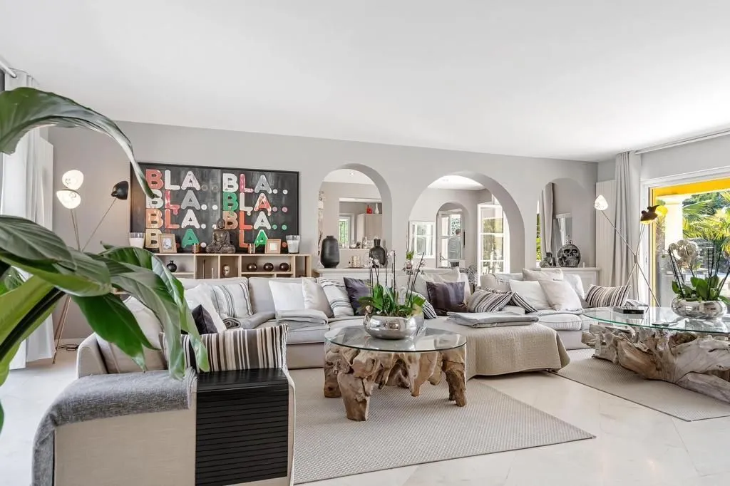 Elutuba - Luxury Villa with Pool in Saint-Tropez