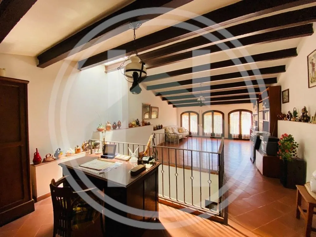 Salle à manger - Historic House with Garden in Cardedeu Centre