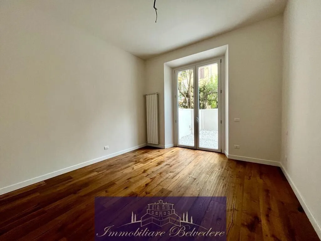 Pièces - Modernised Apartment with Private Garden in Florence