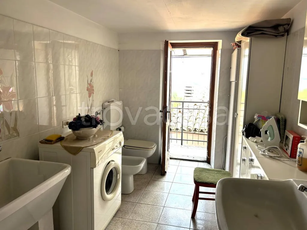 Bathrooms - Triplex Villa with Panoramic View in Mango