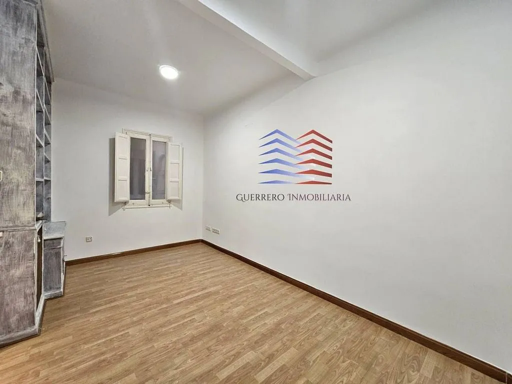 Toad - Apartment with Ascensor in Retiro, Madrid