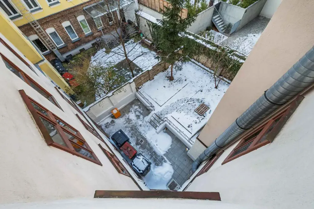 Garden - Viennese Style Altbau with Diverse Uses in Meiselstraße