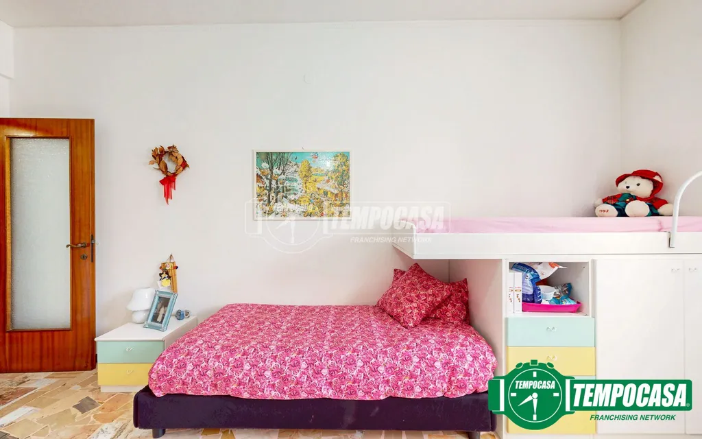 Magamistoad - Apartment with Balcony and Parking in Ovada