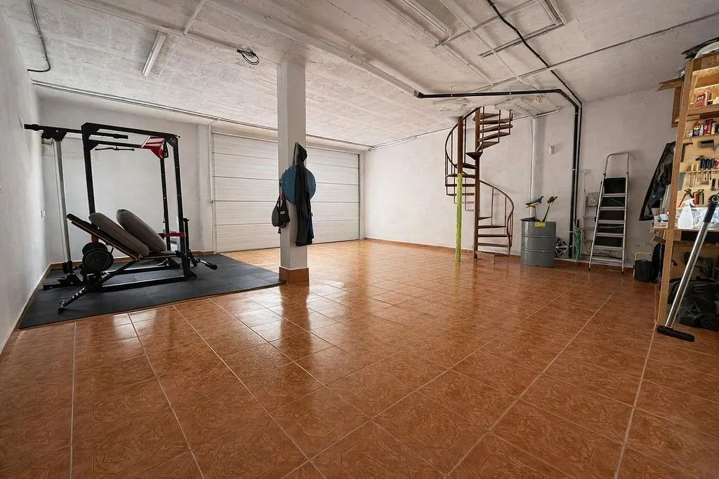 Garage - Chalet with Pool and Terrace in Águilas