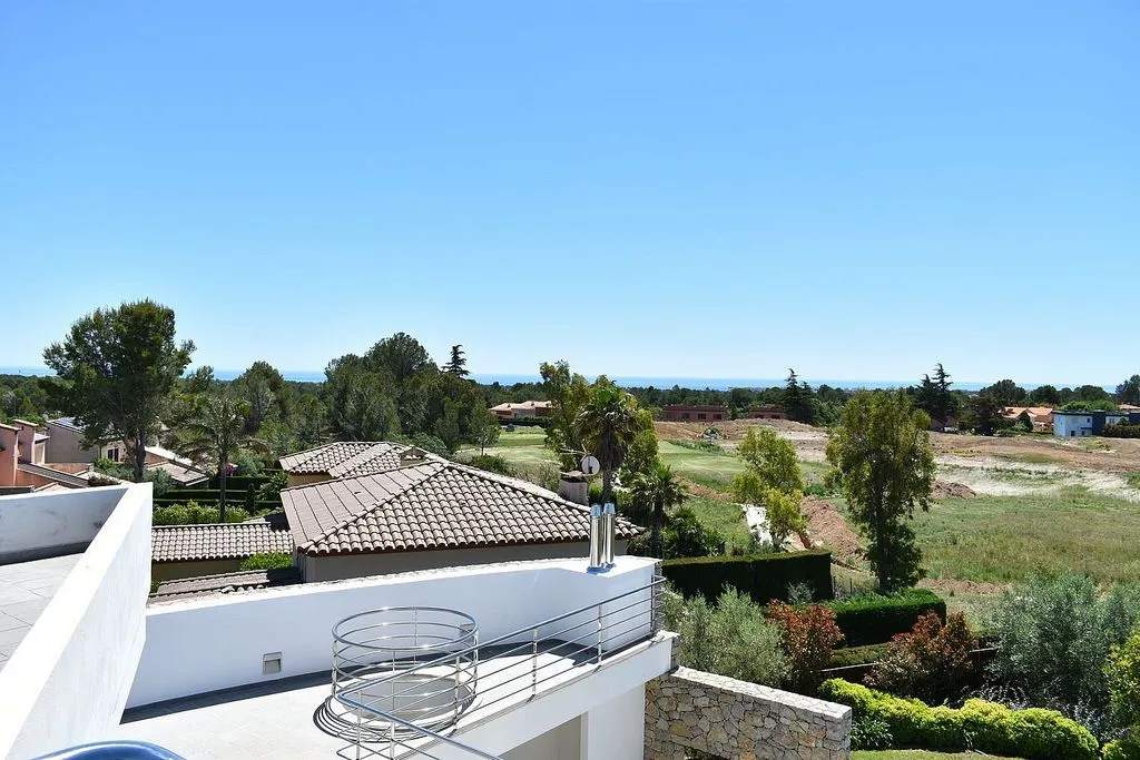 Terrasse - Chalet with Pool and Terrace in Bonmont