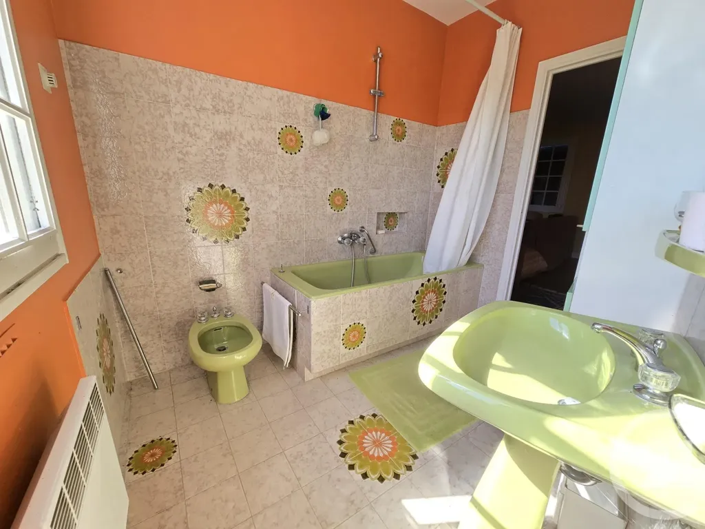 Salles de bain - Ensemble de Deux Maisons au Calme à Sagy
