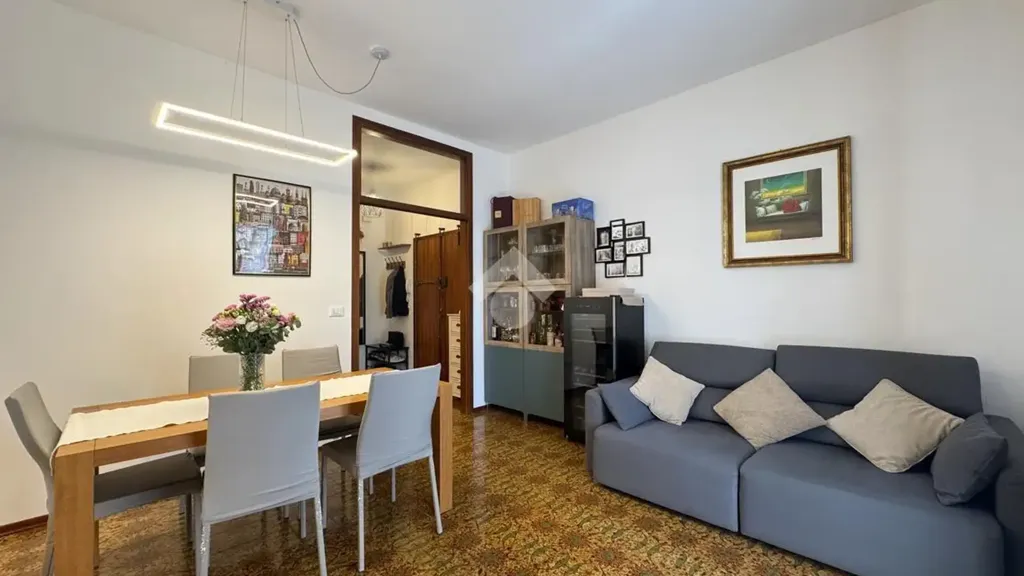 Elutuba - Bright Apartment with Terrace in Forlì