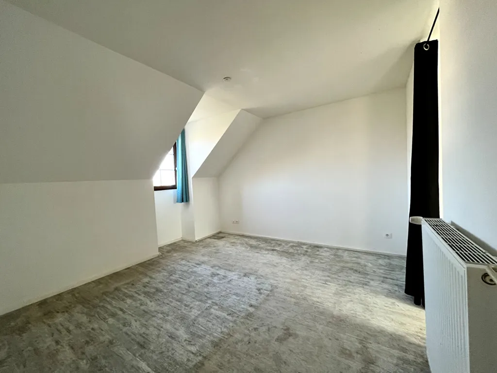 Pièces - Maison Moderne avec Jardin au Sud de Senlis