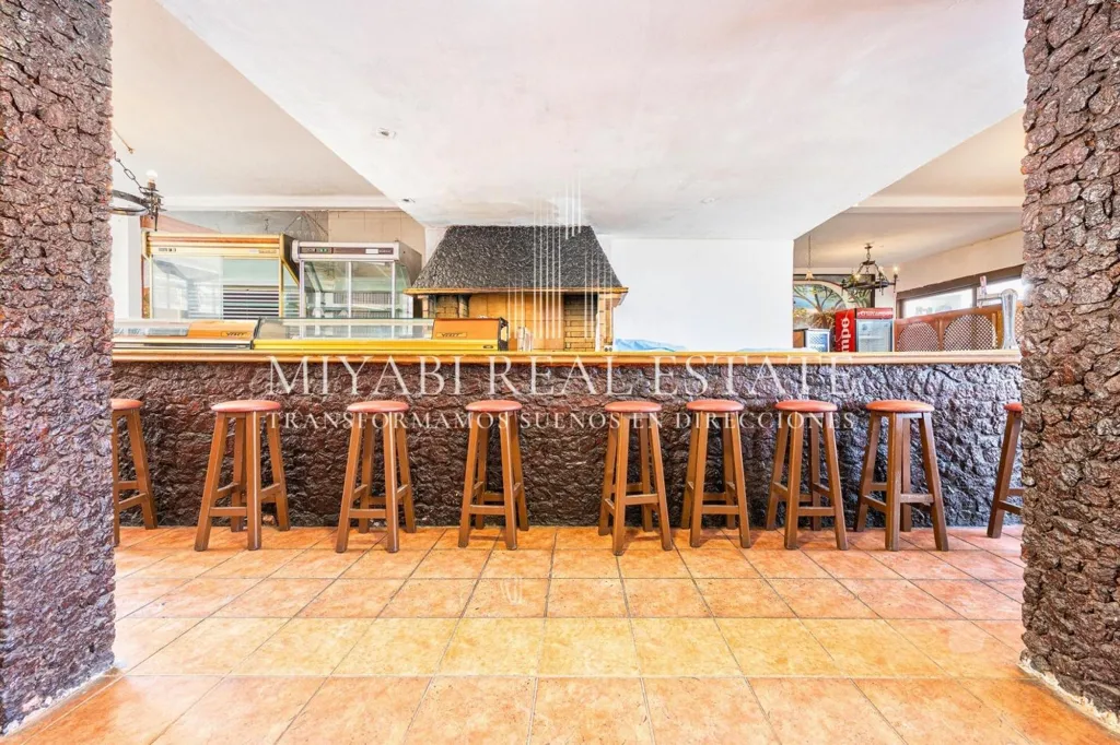 Köök - Restaurant with Private Terrace in Playa del Inglés