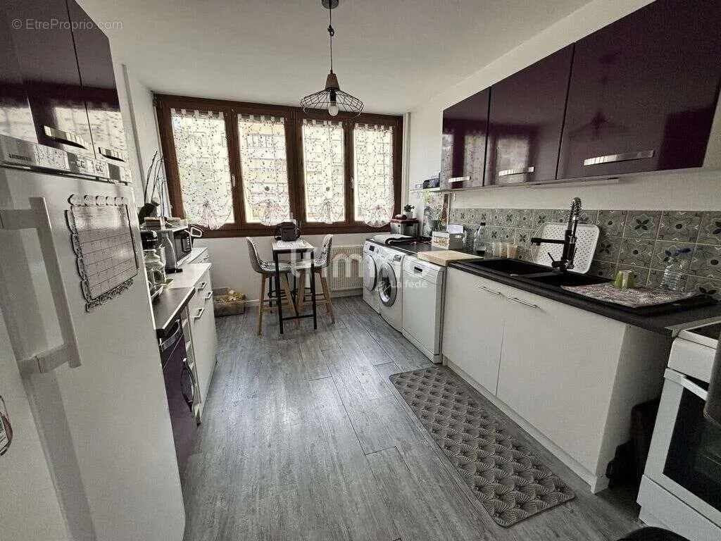 Cuisine - Appartement T4 avec Balcon à Riedisheim