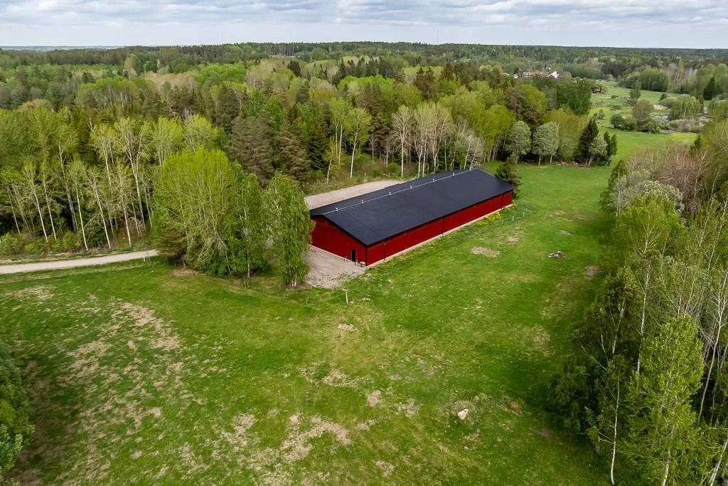 7-toaline maja asukohas Norrtälje kommun