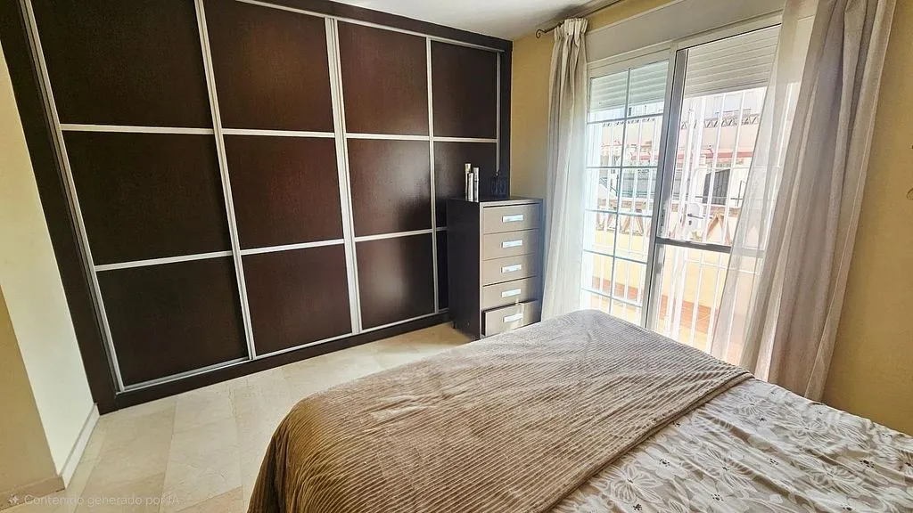 Chambres - Semi-detached House with Pool in Benalmádena