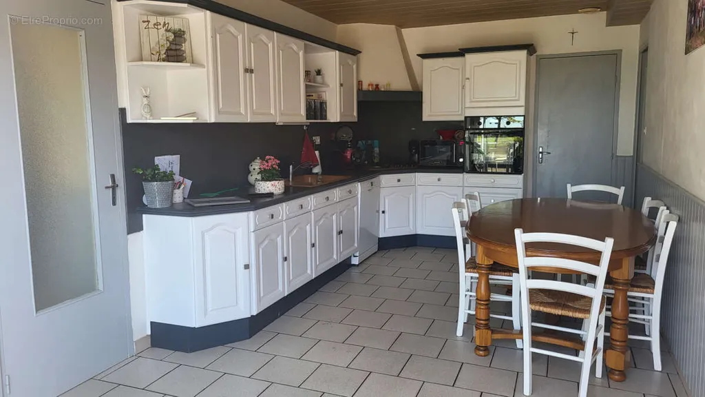 Maison 7 pièces à Bonnoeuvre