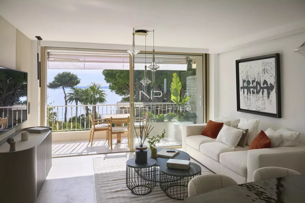 Séjour - Appartement avec Vue Mer et Terrasse à Cannes