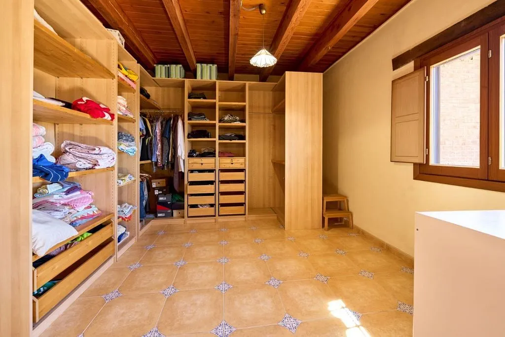 Pièces - Rustic Masía with Equestrian Facilities in L'Ametlla del Vallès