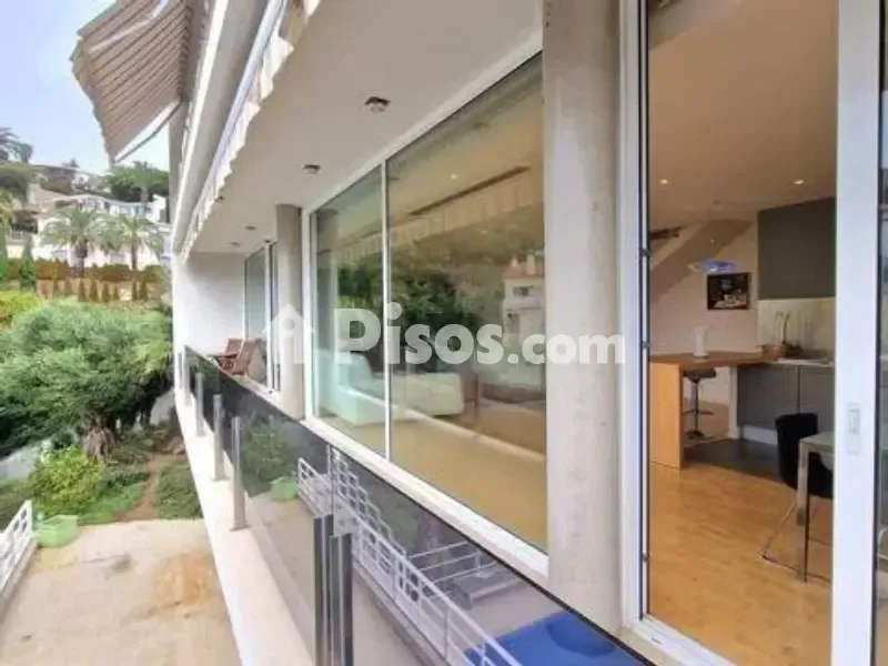 Balcon - Villa with Pool on Avinguda del Mediterrani